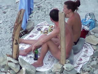 Секс молодой русской парочки на пляже