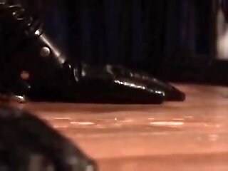 Fetished threesome action