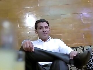 Miss khiladi the perfect player